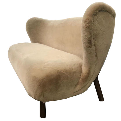 Petra Scandinavian Faux Fur Settee