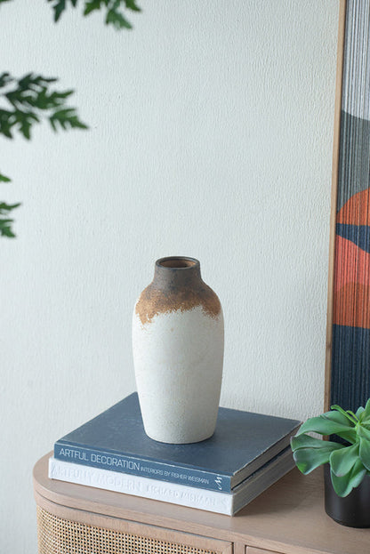 Bayeux Narrow-Neck Vase